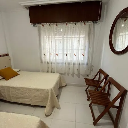 Deza- Playa Silgar アパート サンシェンショ