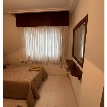 Deza- Playa Silgar アパート *